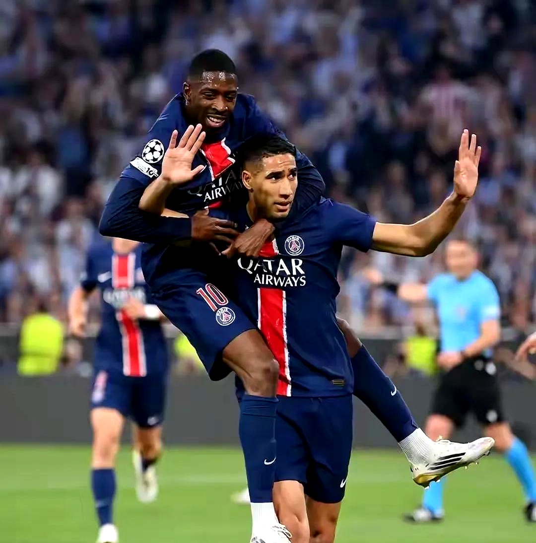 包含赛地聚焦——法国杯国际比赛日热度飙升，曼联再遭质疑，引发热议，临场指挥获称赞的词条-尊龙网站