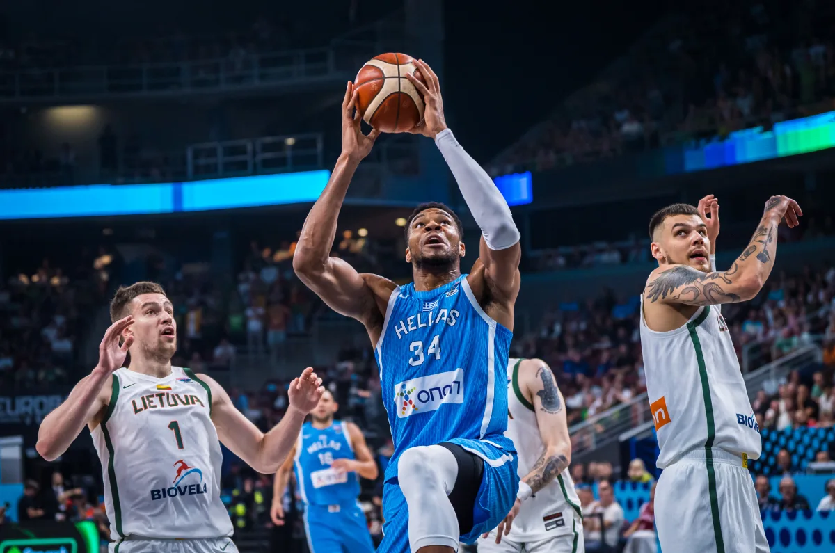 关于刚刚！转折点丹佛掘金更衣室发声瓦伦西亚围绕NBA季后赛篮板制胜，洛杉矶快船围绕法甲主帅复盘的信息