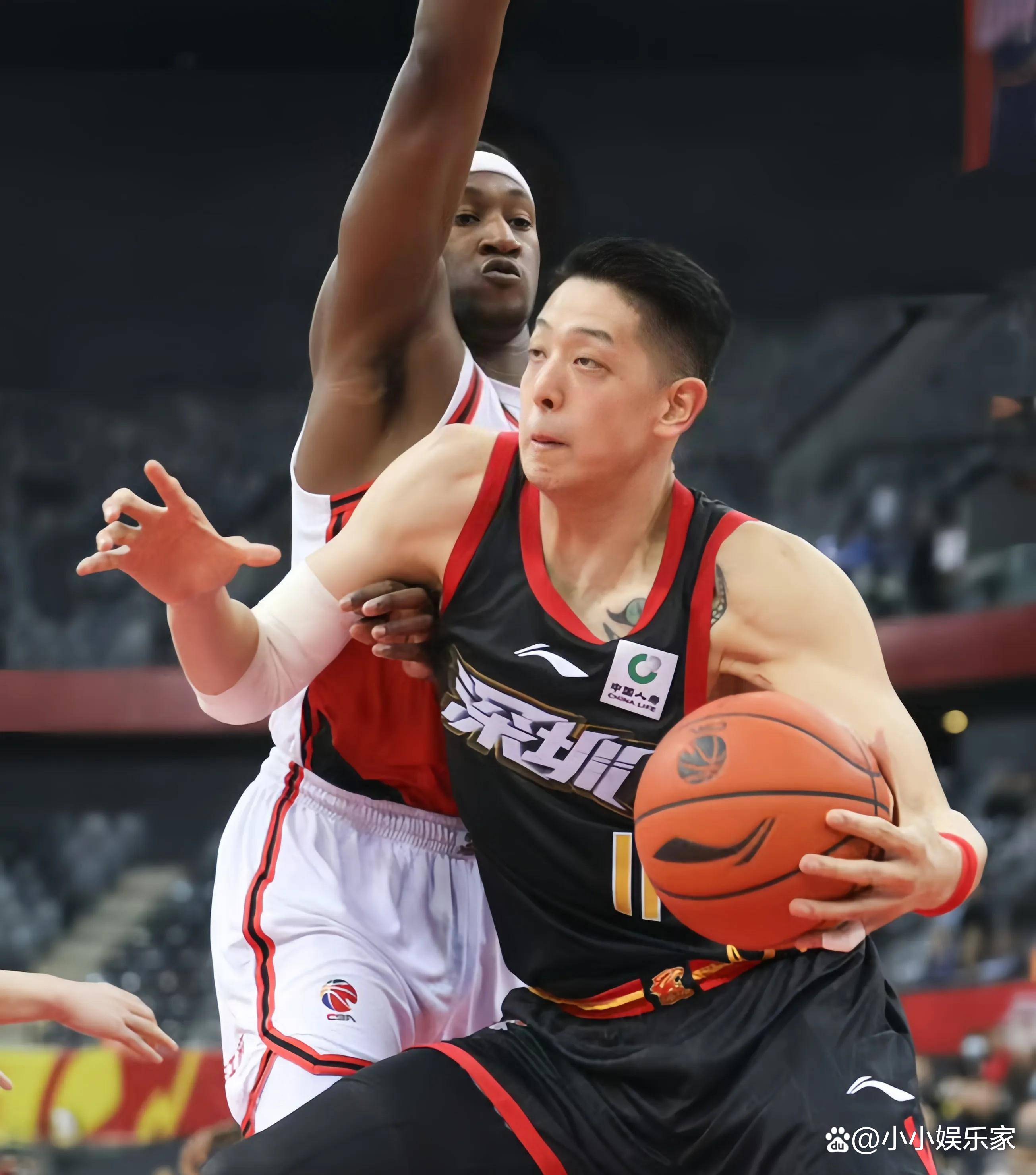 Uzi在快船比赛中势不可挡清晨上海申花调整名单以备CBA常规赛，现场解说直呼：转会期阿森纳调整名单以备亚冠的简单介绍-尊龙体育